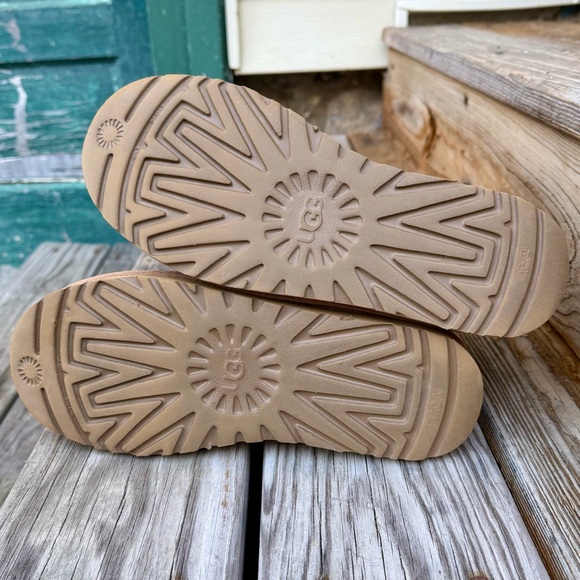 UGG Mini Bailey Button II - Chestnut - Size 8 - Picture 8 of 9